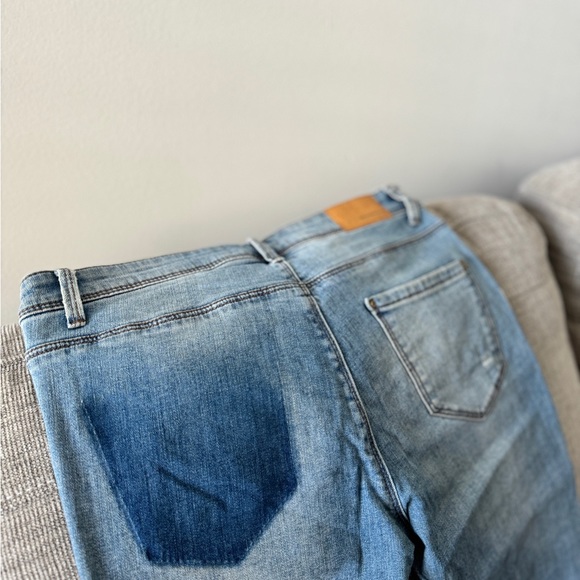 Spring Field JEANS - 2 - Picture 3 of 4